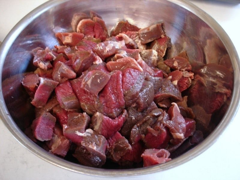 Приготовление легкого свиного. Блюдо из свиное легкое. Venison meat.