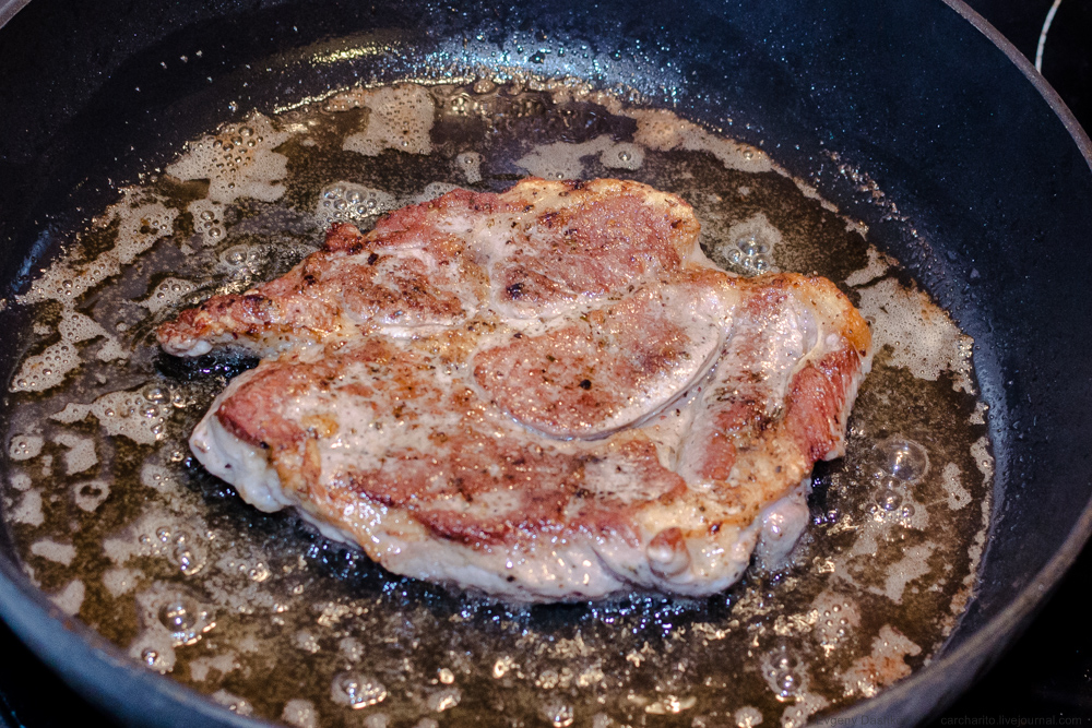 Свинина на сковороде рецепты простые и вкусные пошаговые с фото