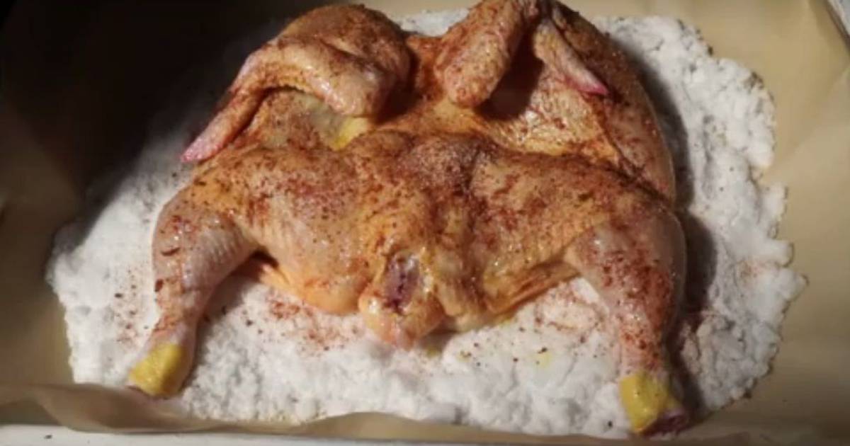 Соль на 1 кг курицы. Курица в духовке с солью на противне целиком.