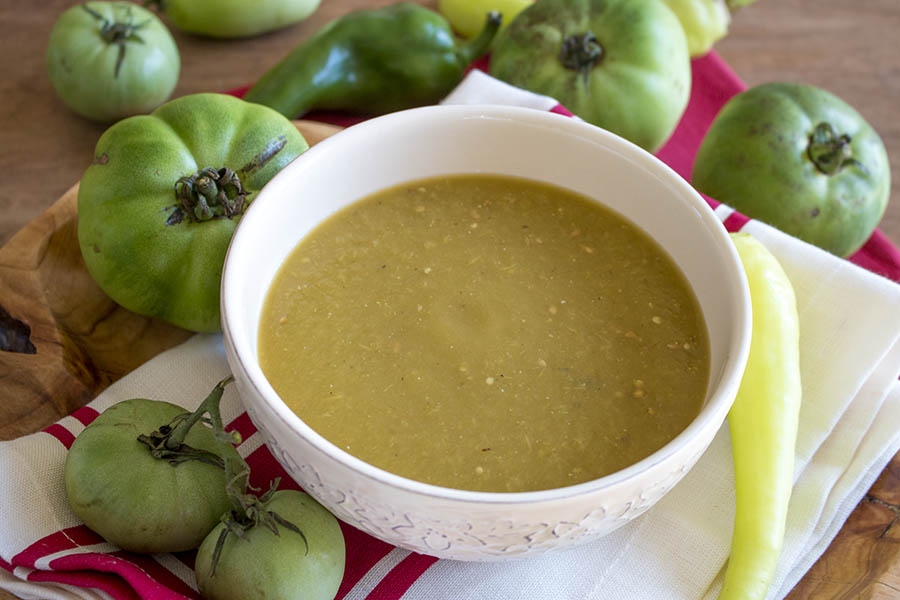 Green tomato chili pepper salsa