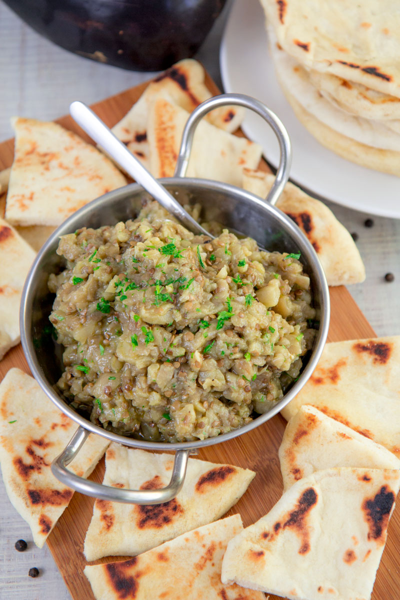 MELITZANOSALATA - traditional Greek eggplant salad recipe