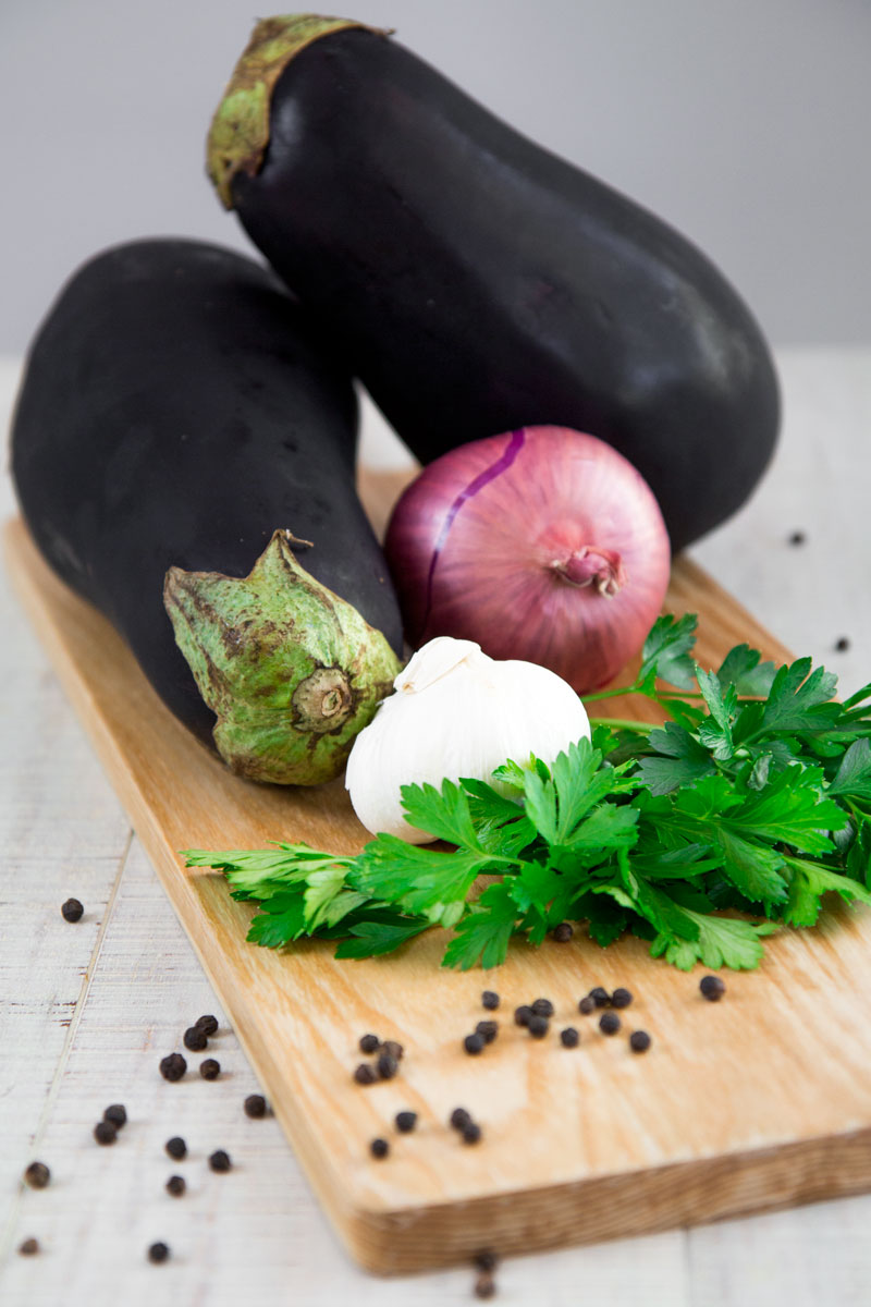 MELITZANOSALATA - traditional Greek eggplant salad recipe