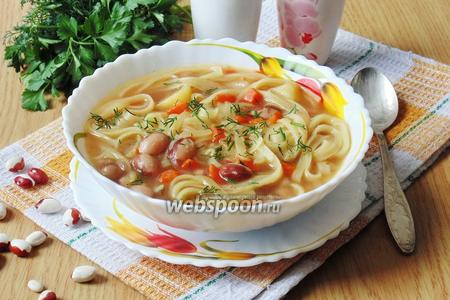Фото рецепта Суп с фасолью и лапшой