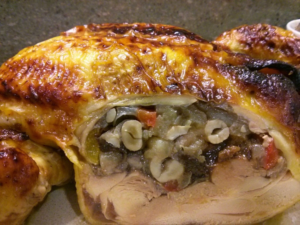 Фаршированная курица фаршированная в духовке рецепт с фото пошагово