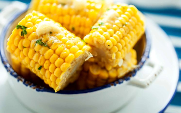Как правильно готовить кукурузу в микроволновке?